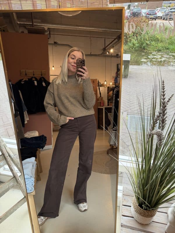 Extra long jeans Brown